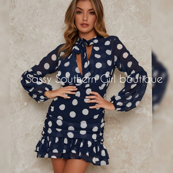⭐🆕 Flirty Navy blue polkadot mini dress - Picture 2 of 11
